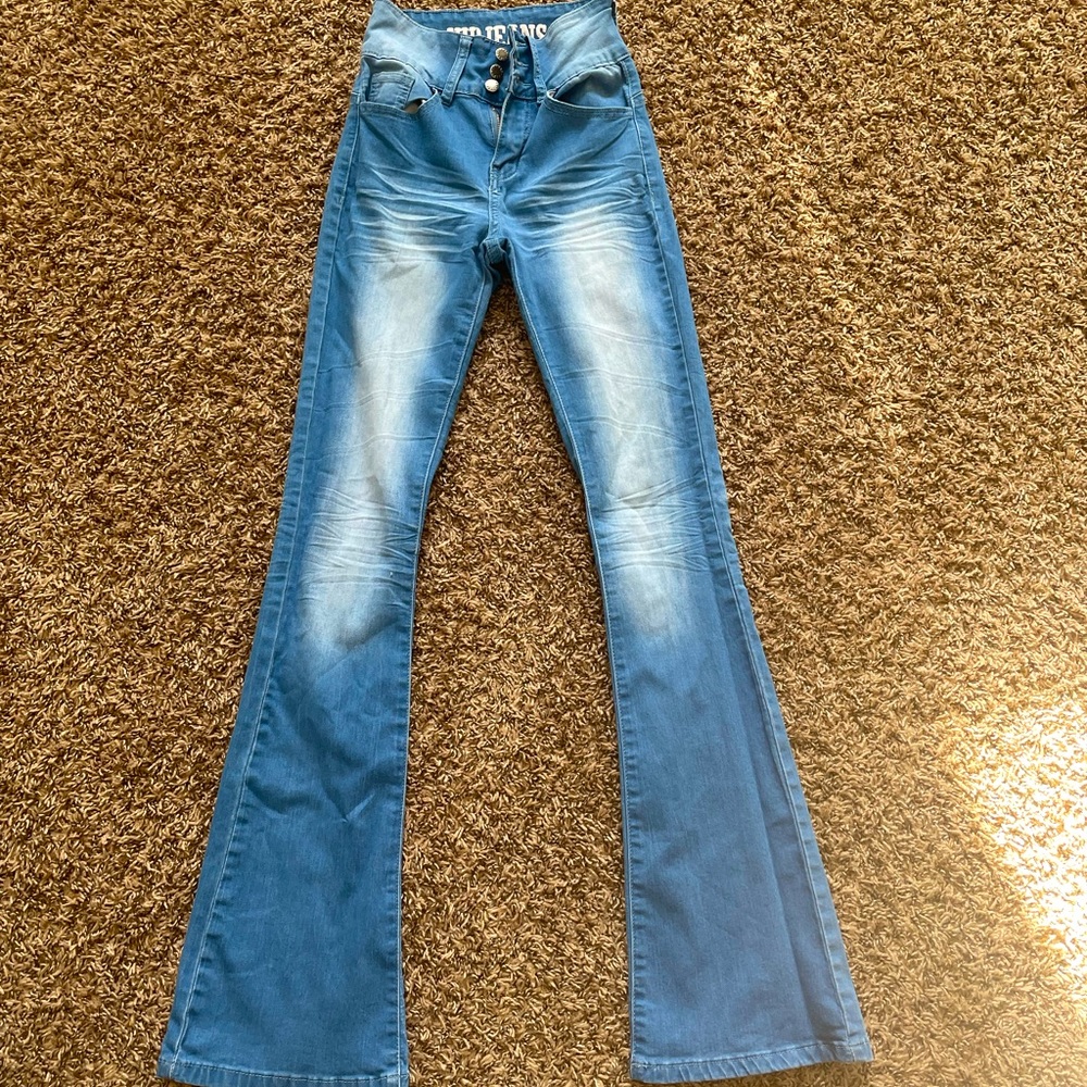 These look sooo good on your hips and butt and push down your waist